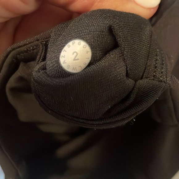 Lululemon high rise athletic leggings for women size 2 - Picture 11 of 11